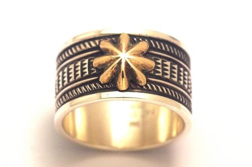 ナバホリング パトリシア・ベドニー作 《14Kアポロコンチョ/ヘビーゲージ》 25号