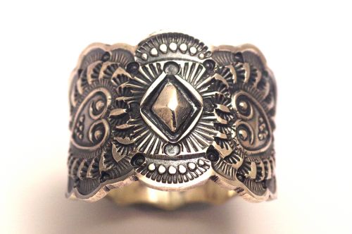 ナバホリング サンシャイン・リーブス作 《NEWダイヤリポウズ/カットアウト》 29号