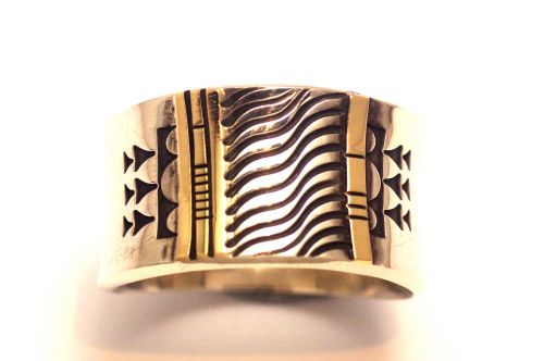 ナバホリング ノルバート・ペシュラカイ作 《スタンプワーク/14K/幅広》 21号