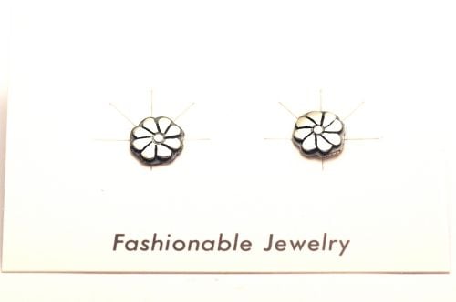 ホピピアス　ジェラルド・ロマヴェンテマ作　《フラワー》　プチサイズ