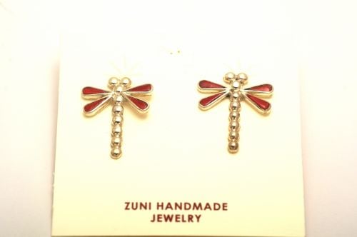 ズニ・インレイピアス　《トンボ/ コーラル》　