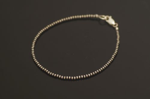 ナバホブレスレット　《ハンドメイド・超極小ビーズ/つや消し　》　18cm