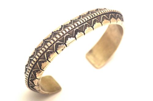 ナバホバングル　カルビン・マルティネス作　《スーパーヘビーゲージ/トライアングル/インゴット＆ツヤ消し》 内周17.0cm