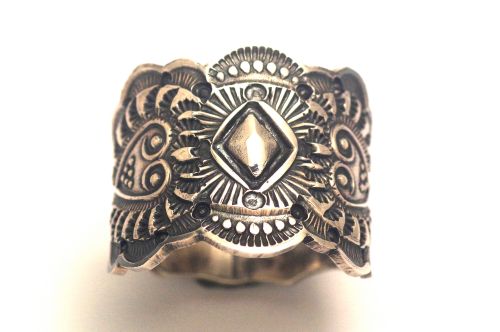 ナバホリング　サンシャイン・リーブス作　《NEWダイヤリポウズ/カットアウト》　25号