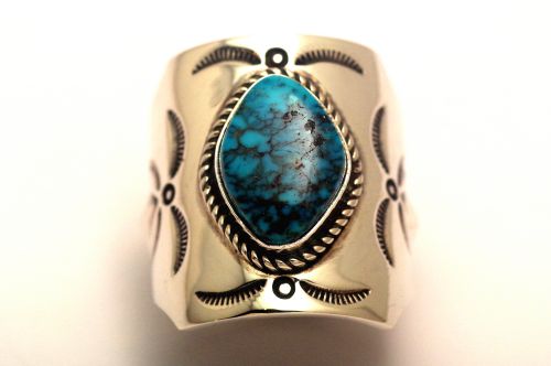 【POWWOWナゲッツ】　ナバホリング　ハーマン・スミス作　《ローンマウンテン》　28号