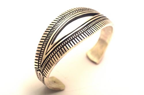 ナバホバングル　カルビン・マルティネス作　《ヘビーゲージ/インゴット・スタンプ＆カット》 内周17.2cm