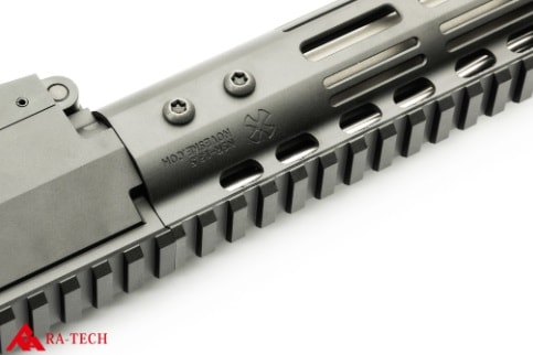 能面 泥眼 (M4) AM45C/M 45° 角度付きブロック、M4ザグリ穴、M4ネジ付きポスト取付け