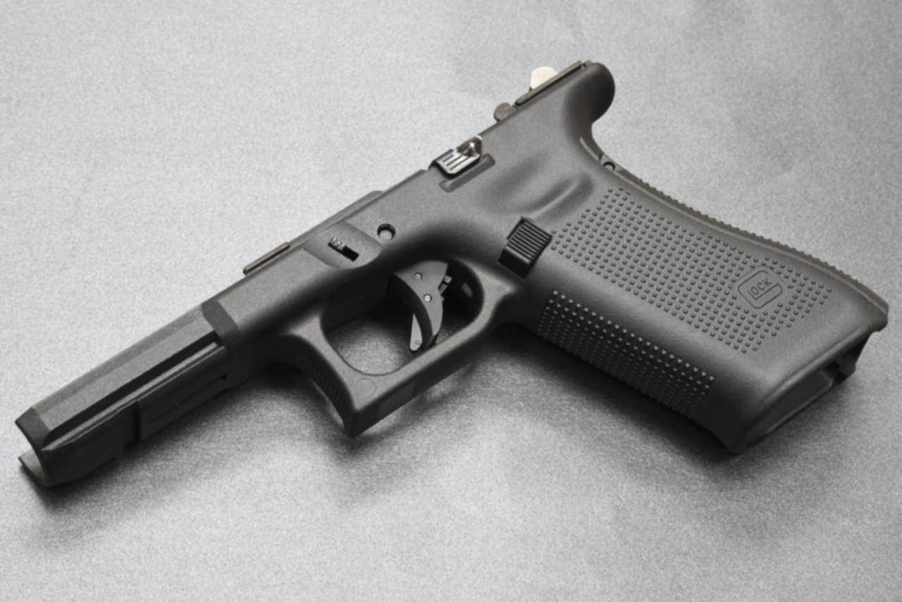 GUARDER マルイ/グロック17 Gen5 MOS リアル刻印フレーム-BLACK