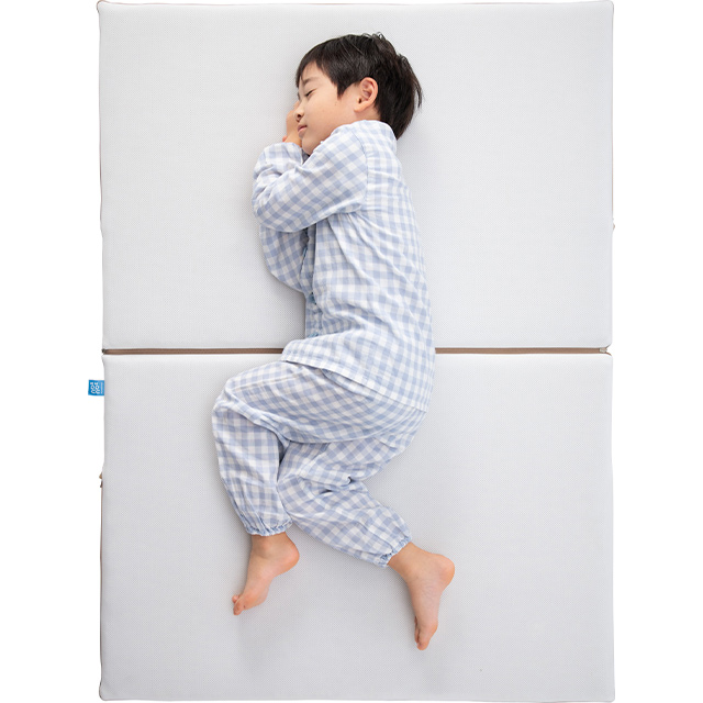 BEELAZY 寝ながらストレッチ フットピロー 足枕 むくみ 足 マッサージ