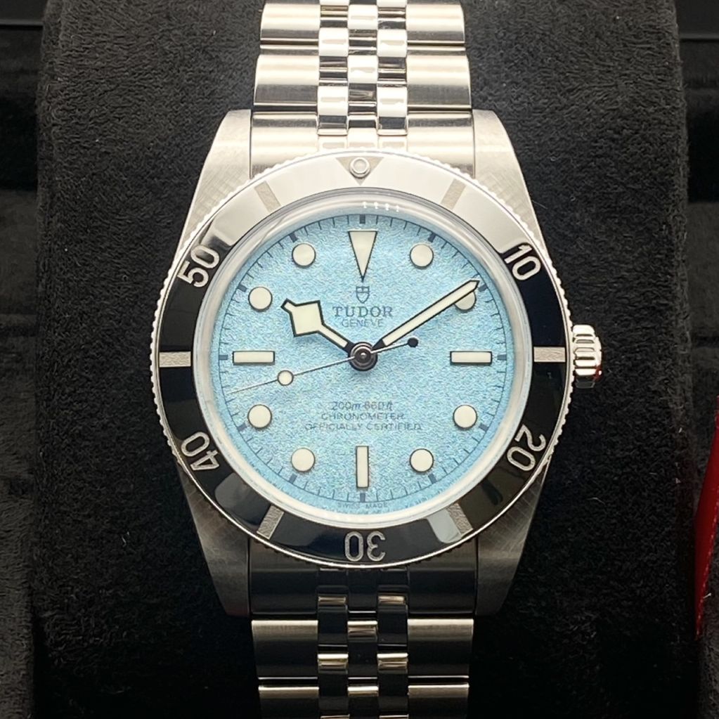 チューダー ブラックベイ 54 M79000-0001 ラグーンブルー 37mm