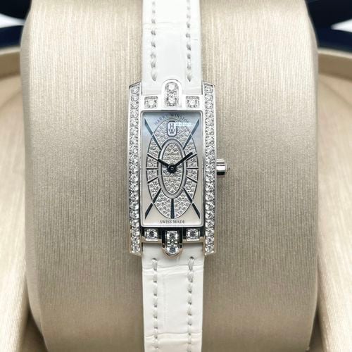 ��8/24(��)�ޤǤθ����ò��ۡ����3,872,000�ߡ��� �ϥ꡼�����󥹥ȥ� �������˥塼 AVCQHM16WW052 �ۥ磻�� �ޥ��������֡��ѡ��� 15.6x32.3mm