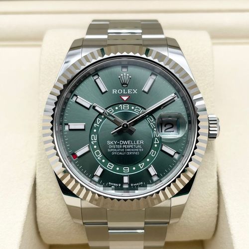 2025ǯ9顪ۥå ɥ顼 336934 ߥȥ꡼ ֥쥹 42mm