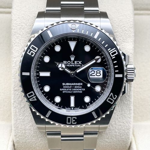 定価以下で販売中！】ロレックス サブマリーナデイト 126618LN