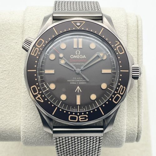 �������160�����ۥ��ᥬ �����ޥ����� �����С�300M 210.90.42.20.01.001 ������ �֥饦�� 42mm 