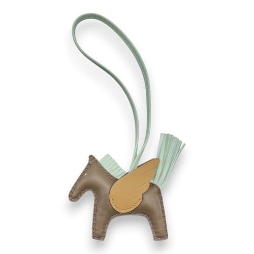 エルメス ロデオチャーム ロベオクール PM クレ K刻印 ｜ 商品状態