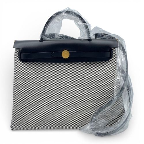 ����᥹ ������Хå����å� 31 PM �Υ�� �ȥ�륢�å��� ������ɶ�� K���