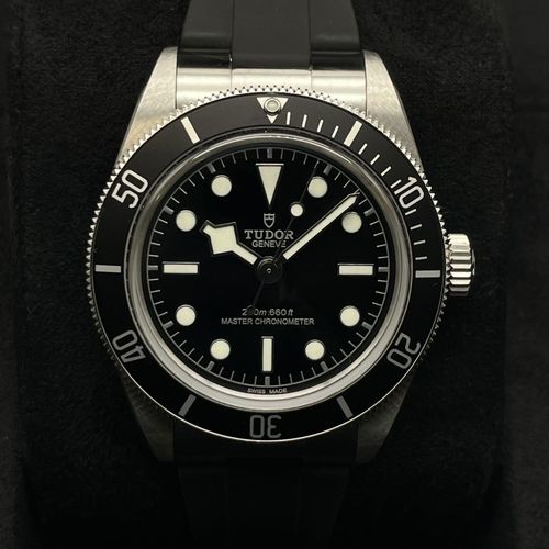 �����685,300�ߡ��ۥ��塼���� �֥�å��٥� M7941A1A0NU-0002 �֥�å� ���ƥ�쥹�������� 41mm