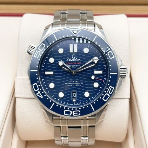 �����946,000�ߡۥ��ᥬ �����ޥ����� �����С�300M 210.30.42.20.03.00﻿1 ���ƥ�쥹�������� �֥롼 42mm 