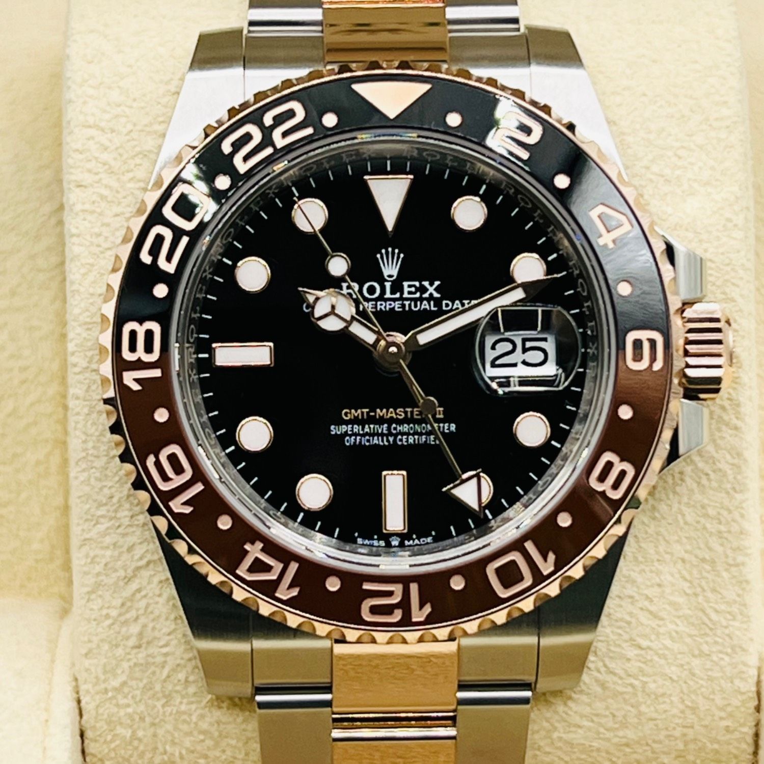 �����ò��桪�ۥ���å��� GMT�ޥ�����II 126711CHNR �֥�å� 40mm