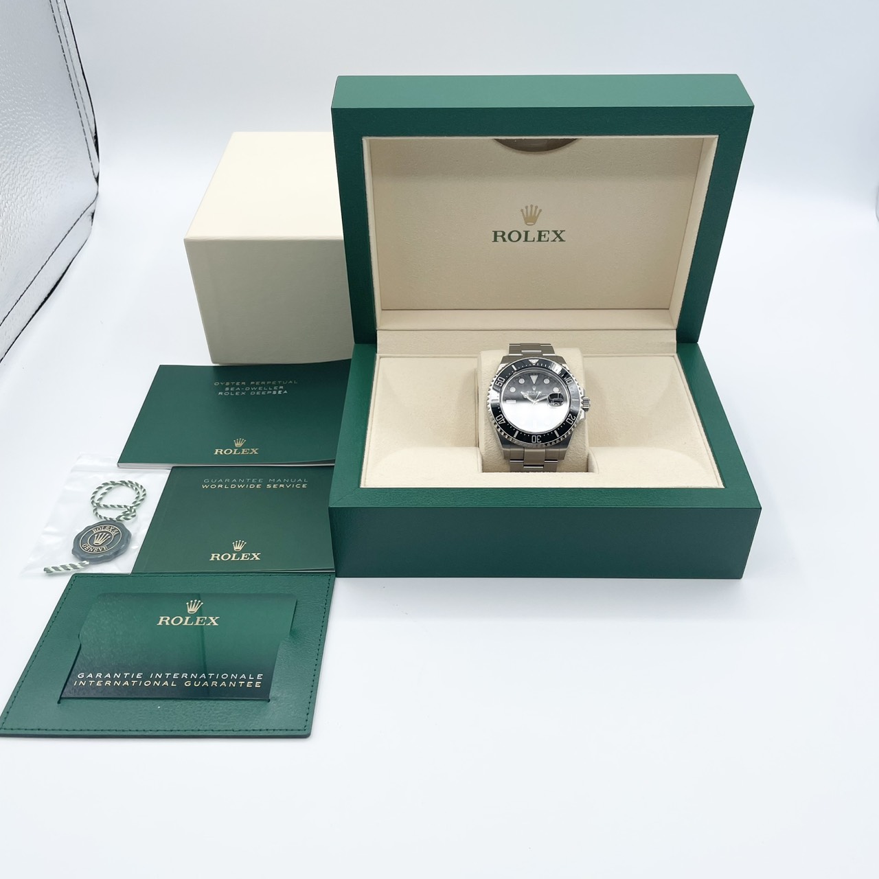 ����å��� �����ɥ����顼 126600 �֥�å� ���ƥ�쥹�������� 43mm