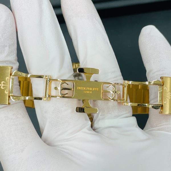 ѥƥåեå Ρ饹 7118/1R?001  2020ǯ