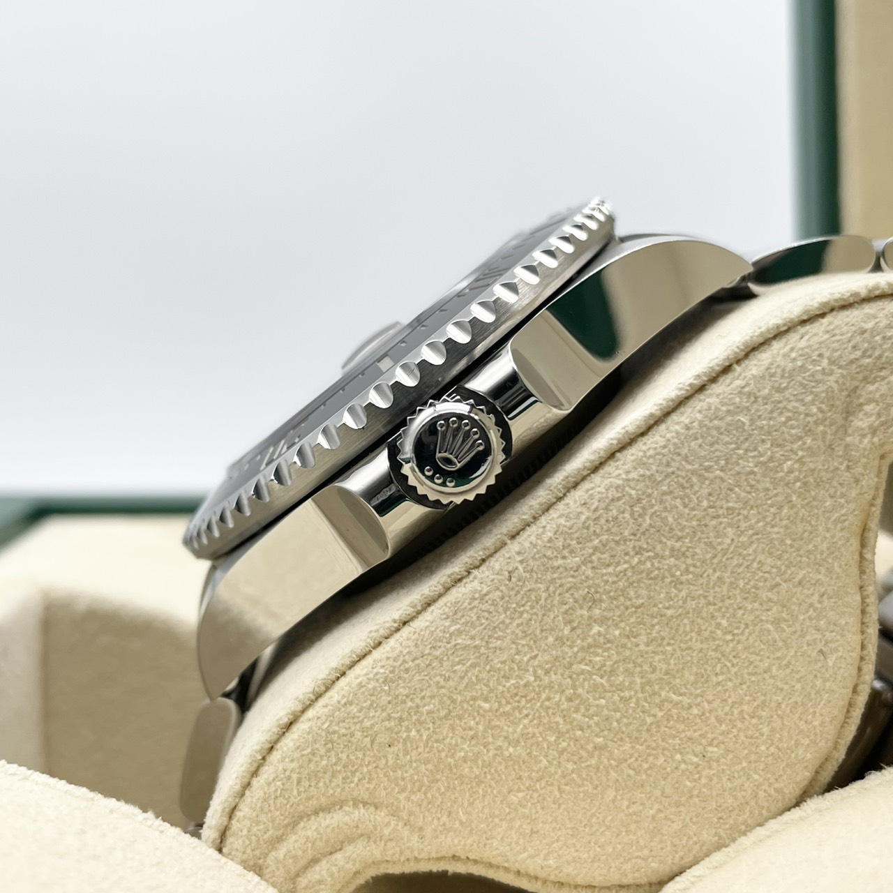����å��� �����ɥ����顼 126600 �֥�å� ���ƥ�쥹�������� 43mm