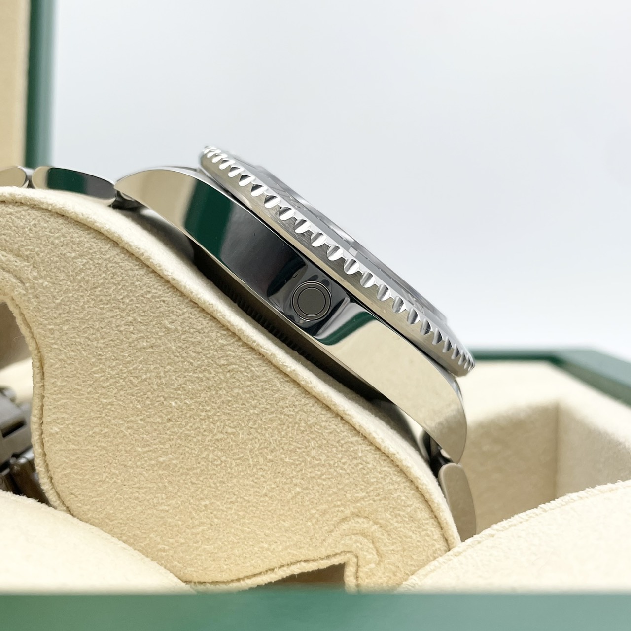 ����å��� �����ɥ����顼 126600 �֥�å� ���ƥ�쥹�������� 43mm