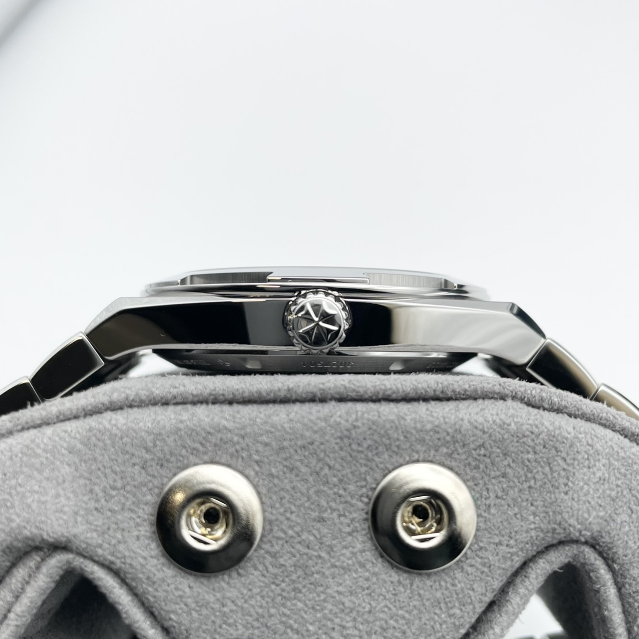 ���ݾڽ�����2025ǯ11��ۥ���������󥳥󥹥��󥿥� ���������������� 4520V/210A-B128 �֥롼 41mm