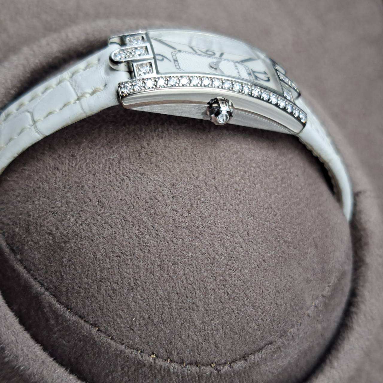 ڲƤòۥϥ꡼󥹥ȥ ٥˥塼 AVCQHM16WW024 ۥ磻ȥ 32ߥ