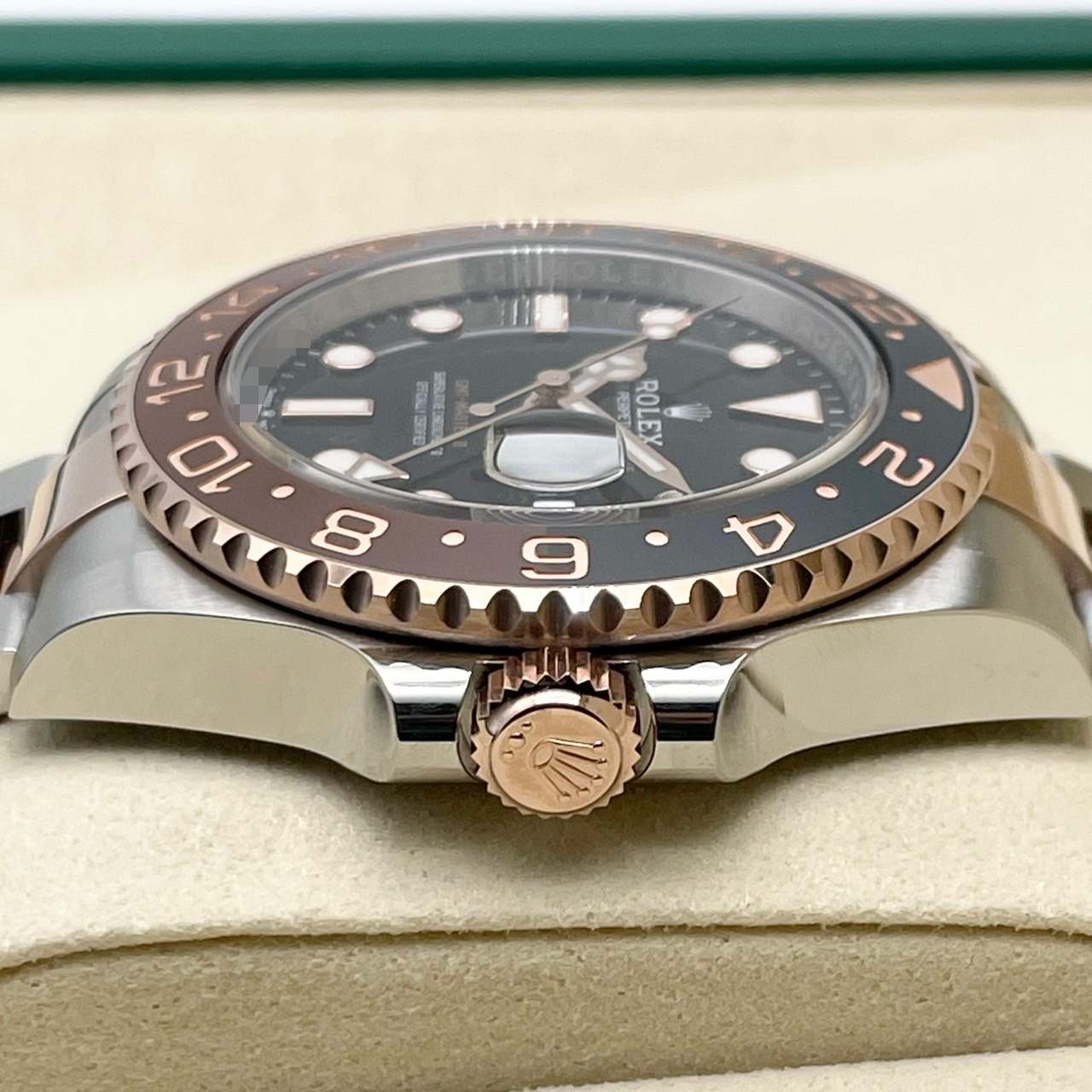 �ڸ����ò��ۥ���å��� GMT�ޥ�����II 126711CHNR �֥�å� 40mm