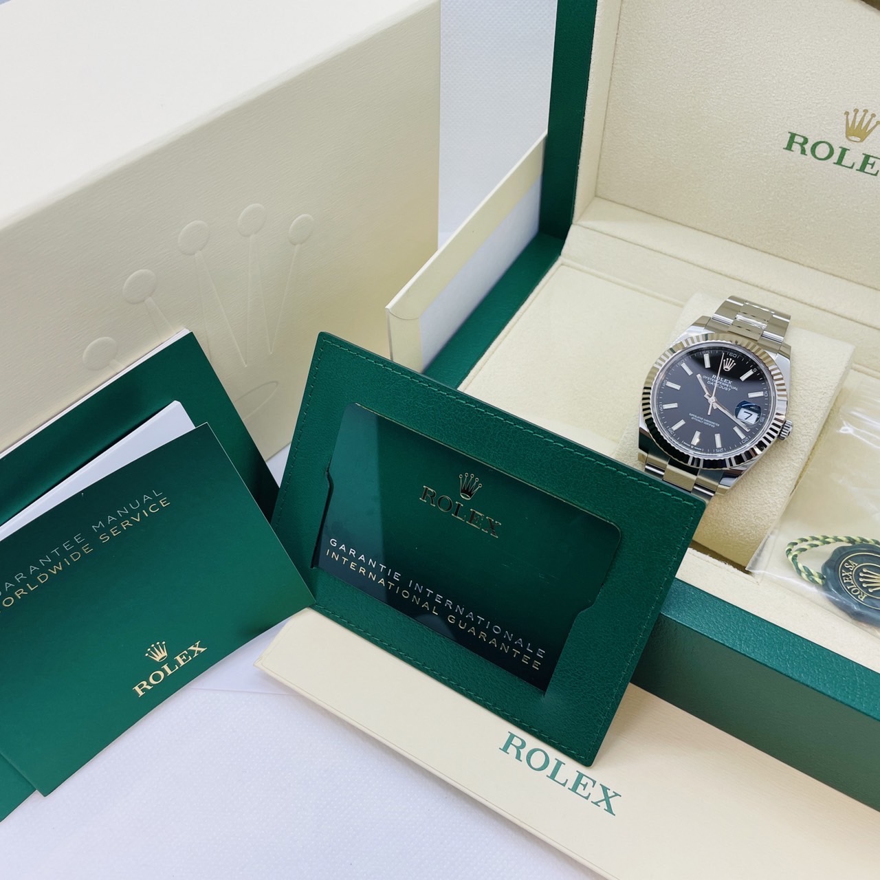 ����å��� �ǥ��ȥ��㥹�� 126334 �֥�å��������������֥쥹