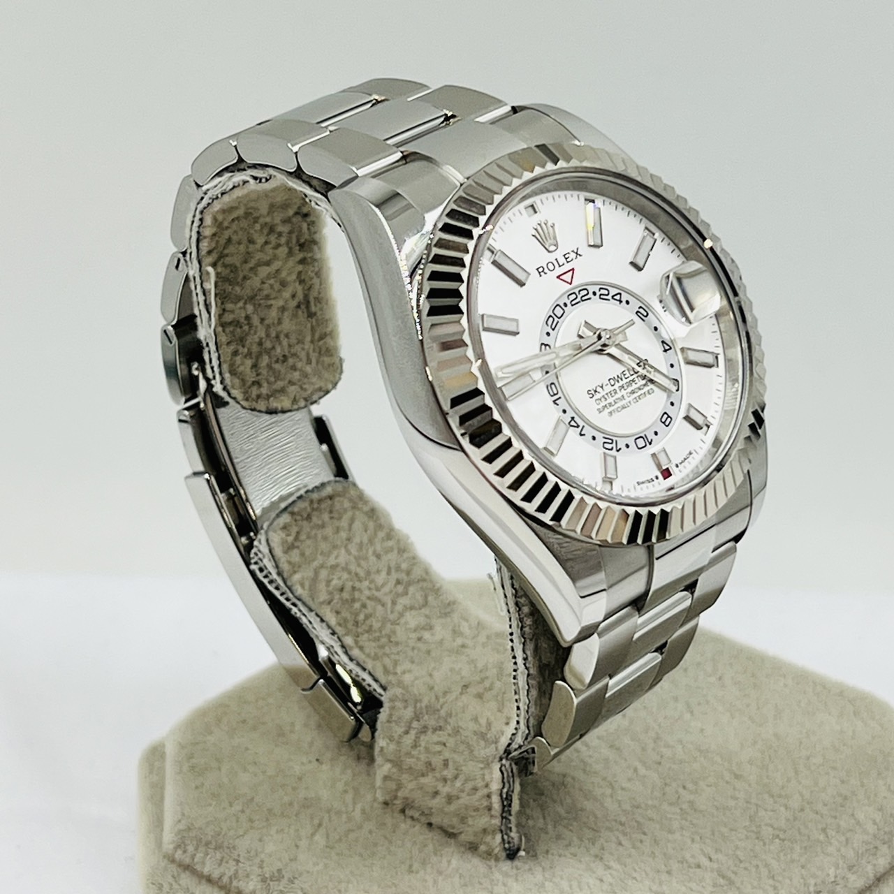 ��2023ǯ����ۥ���å��� �������ɥ����顼 336934 �ۥ磻�� 42mm