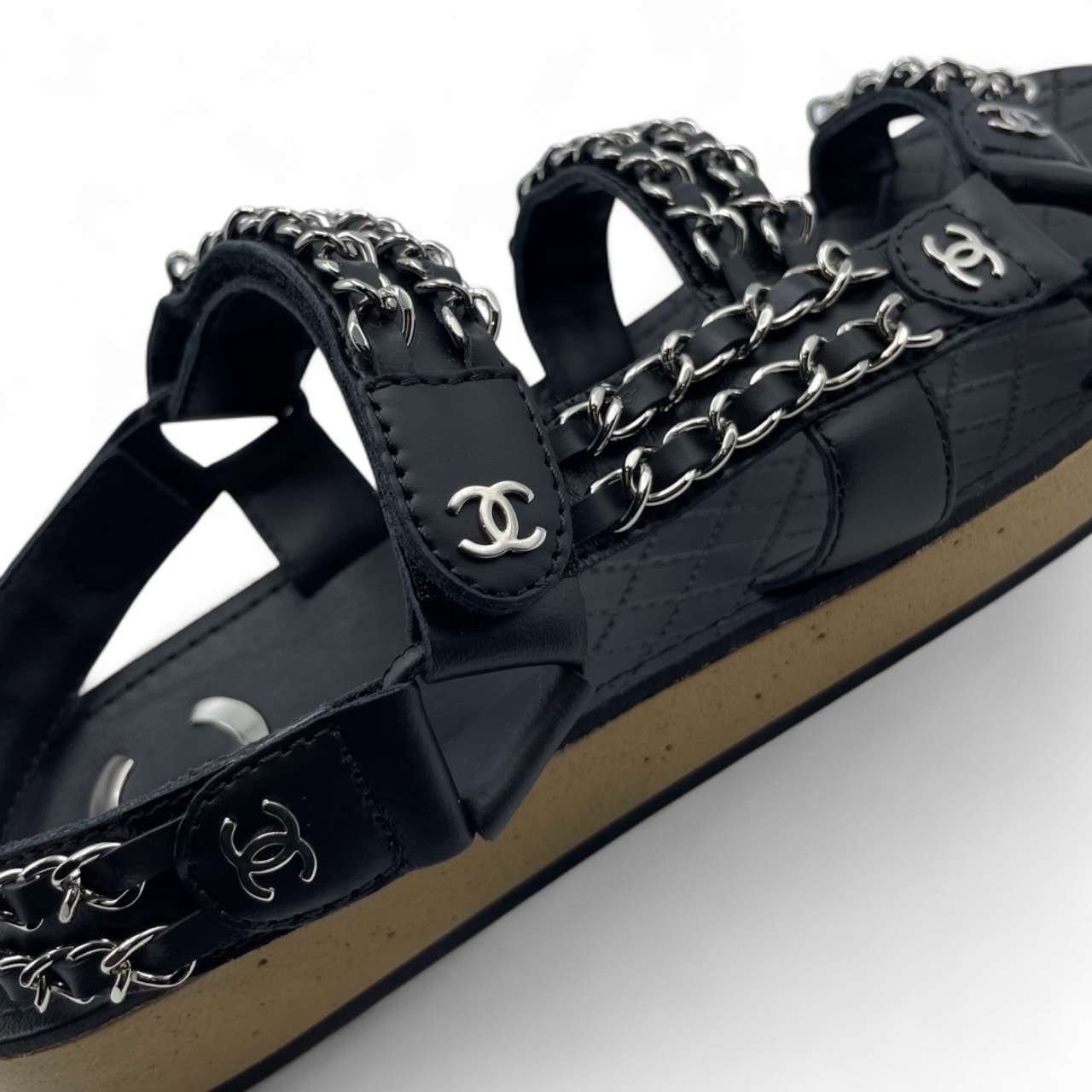 CHANEL シャネル　チェーンサンダル　サイズ38 CHANEL シャネル チェーンサンダル サイズ38 CHANEL シャネル チェーン