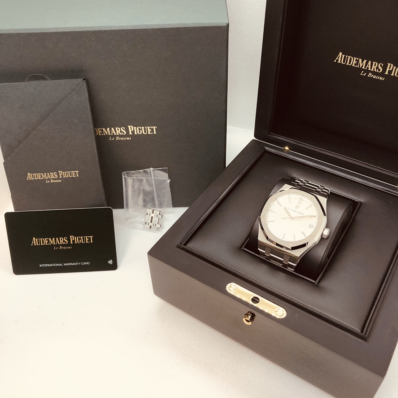 �����ǥޥԥ� ������륪���� �ۥ磻�� 15500ST.OO.1220ST.04