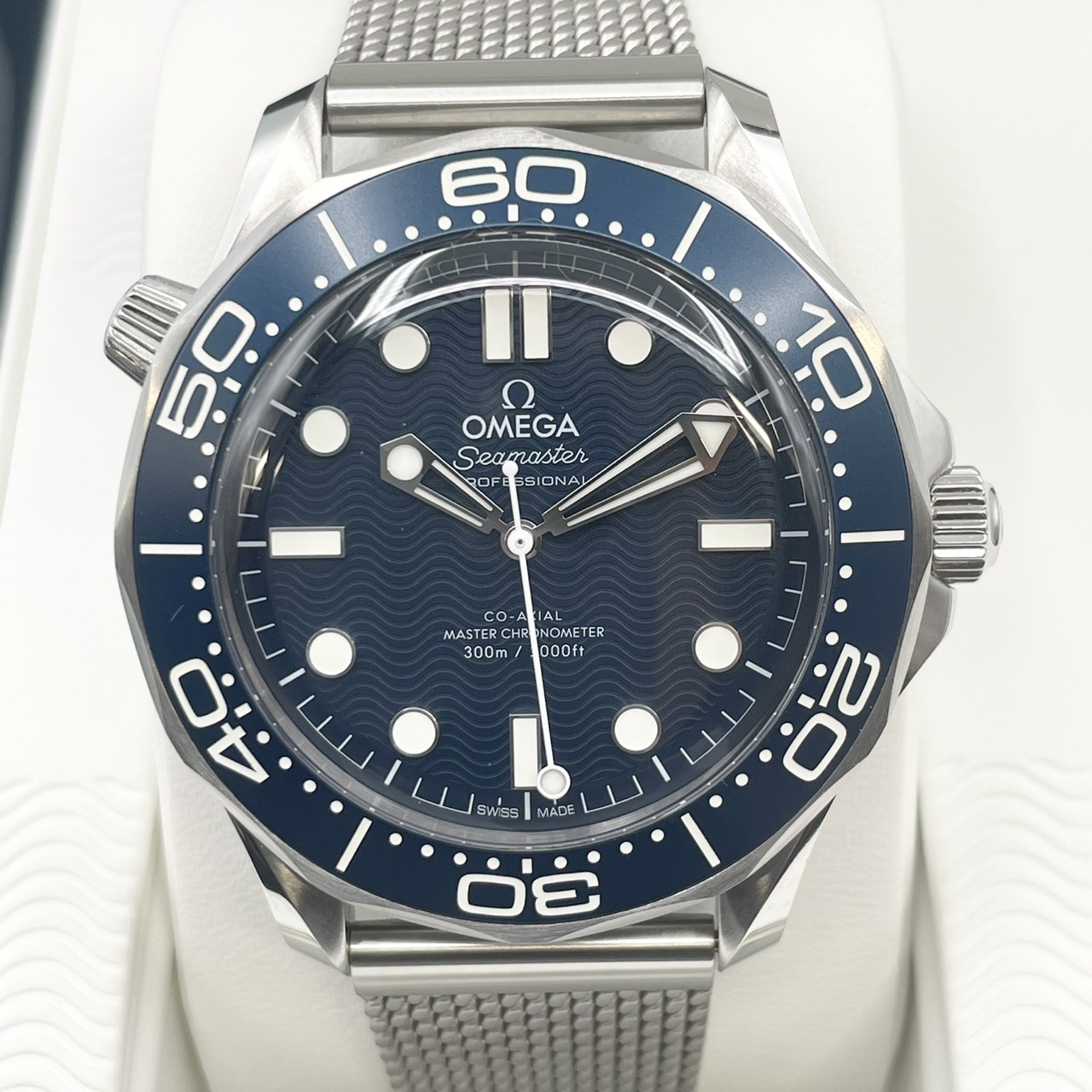 �����1,397,000�ߡۥ��ᥬ �����ޥ����� 210.30.42.20.03.002 DIVER 300m ������������� �ޥ����� �����Υ᡼����  �ܥ�ɱǲ�60��ǯ��ǰ��ǥ� �֥�﻿��  42mm