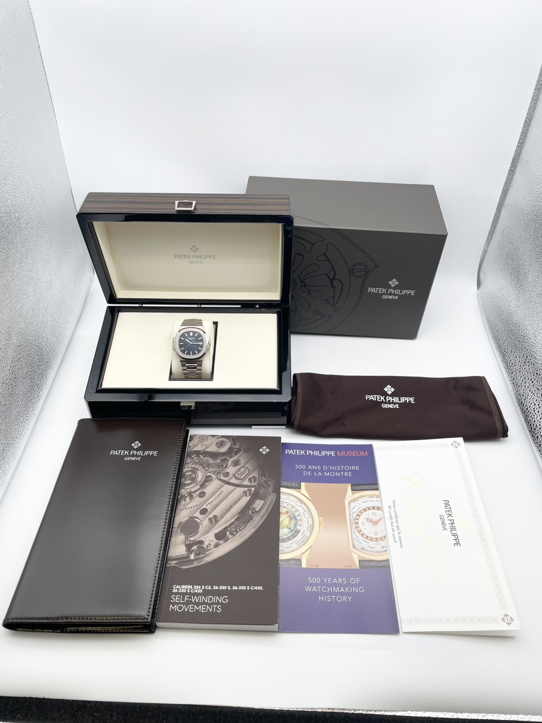 ��2025ǯ7���ݾڽ��դ����ۥѥƥå��ե���å� �Ρ����饹 5811/1G-001  �֥롼 41mm