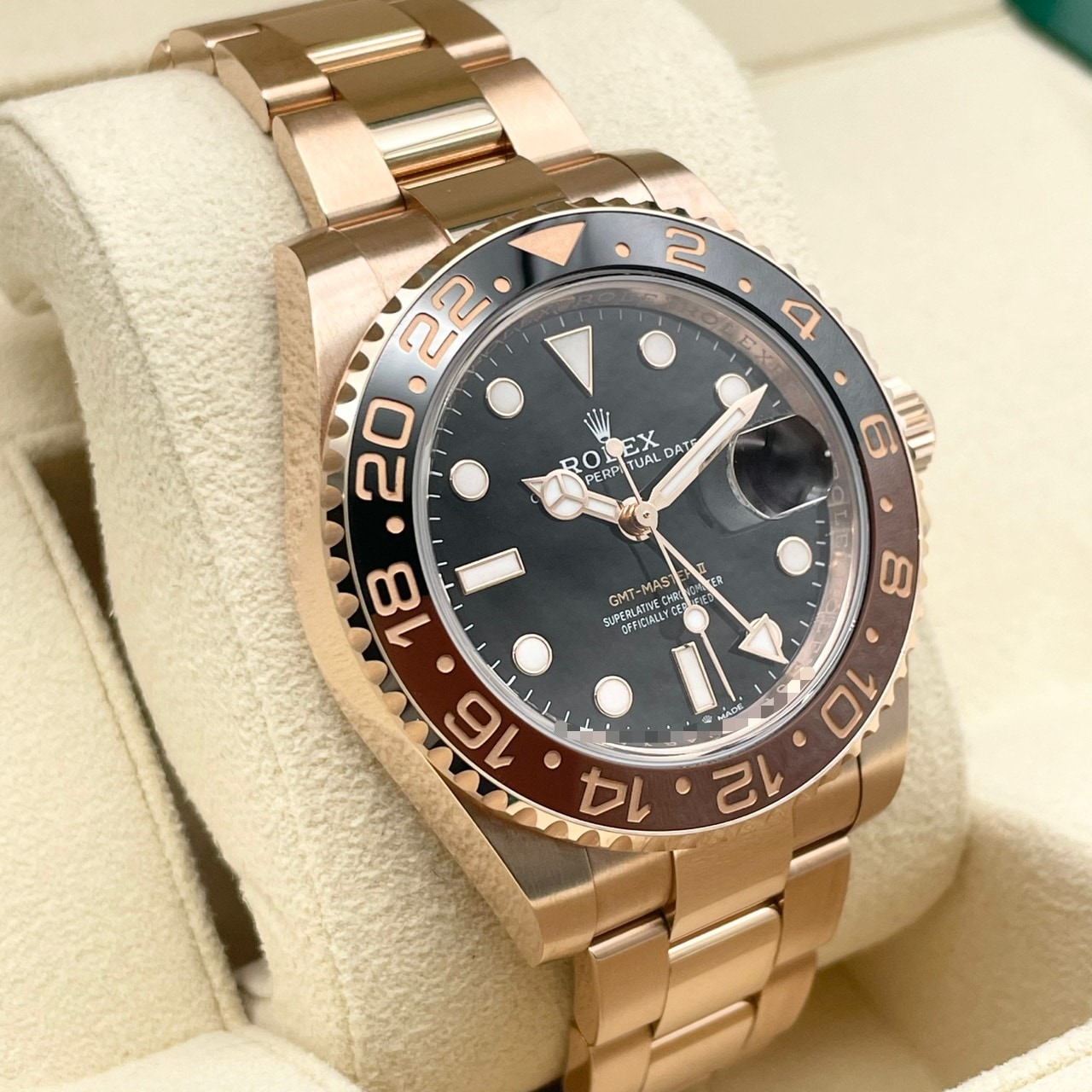 �ڿ����������ʡ��ۥ���å��� GMT�ޥ�����II 126715CHNR ���С�������������� �֥�å� 40mm