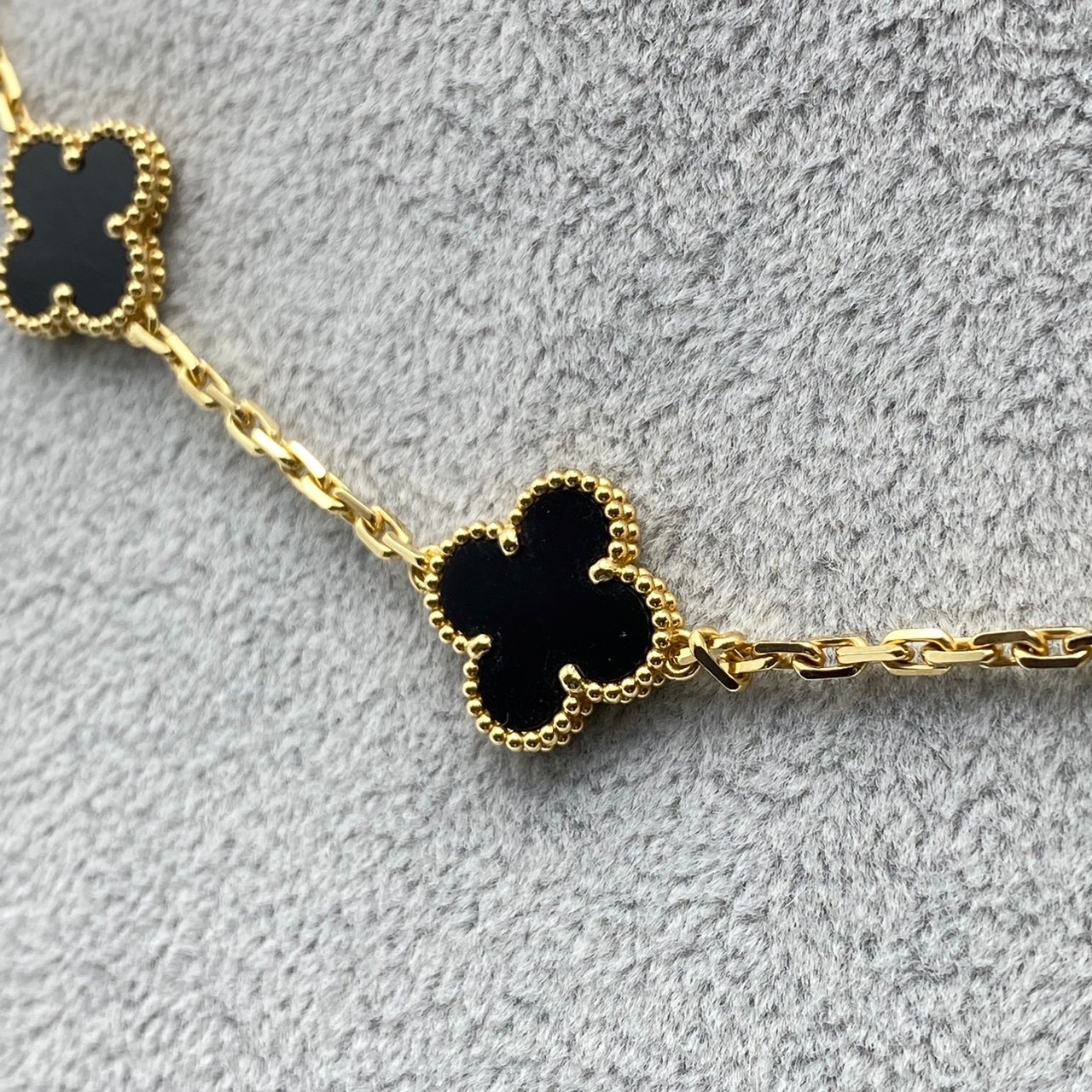 �����󥯥꡼�ա������ڥ� ������ơ�������ϥ�֥� ���󥰥ͥå��쥹 VCARA43100 ��������������� ���˥��� 20�������