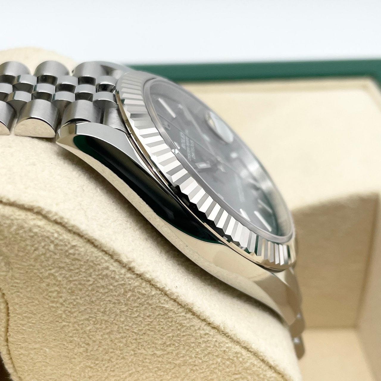 ����å��� �ǥ��ȥ��㥹�� 126334 ���졼�� ����ӥ꡼�֥쥹��å� 41mm