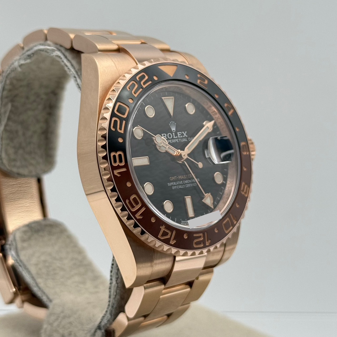 �ڤ��Ͳ����ò��ۥ���å��� GMT�ޥ�����II 126715CHNR �֥�å� 40mm