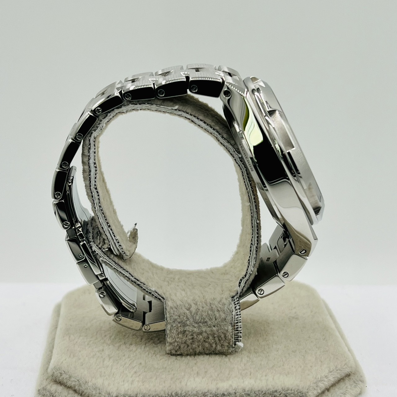 ����������󥳥󥹥��󥿥� ���������������� 7900V/110A-B334