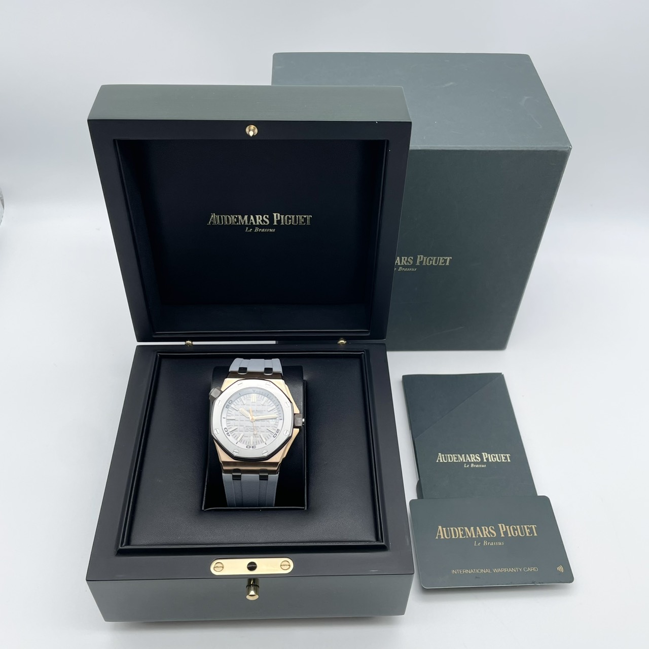 ������500�ܸ���� ������륪�������ե��祢 �����С�  15711OI.OO.A006CA.01 ���졼 �ԥ󥯥�����ɡߥ�����  42mm