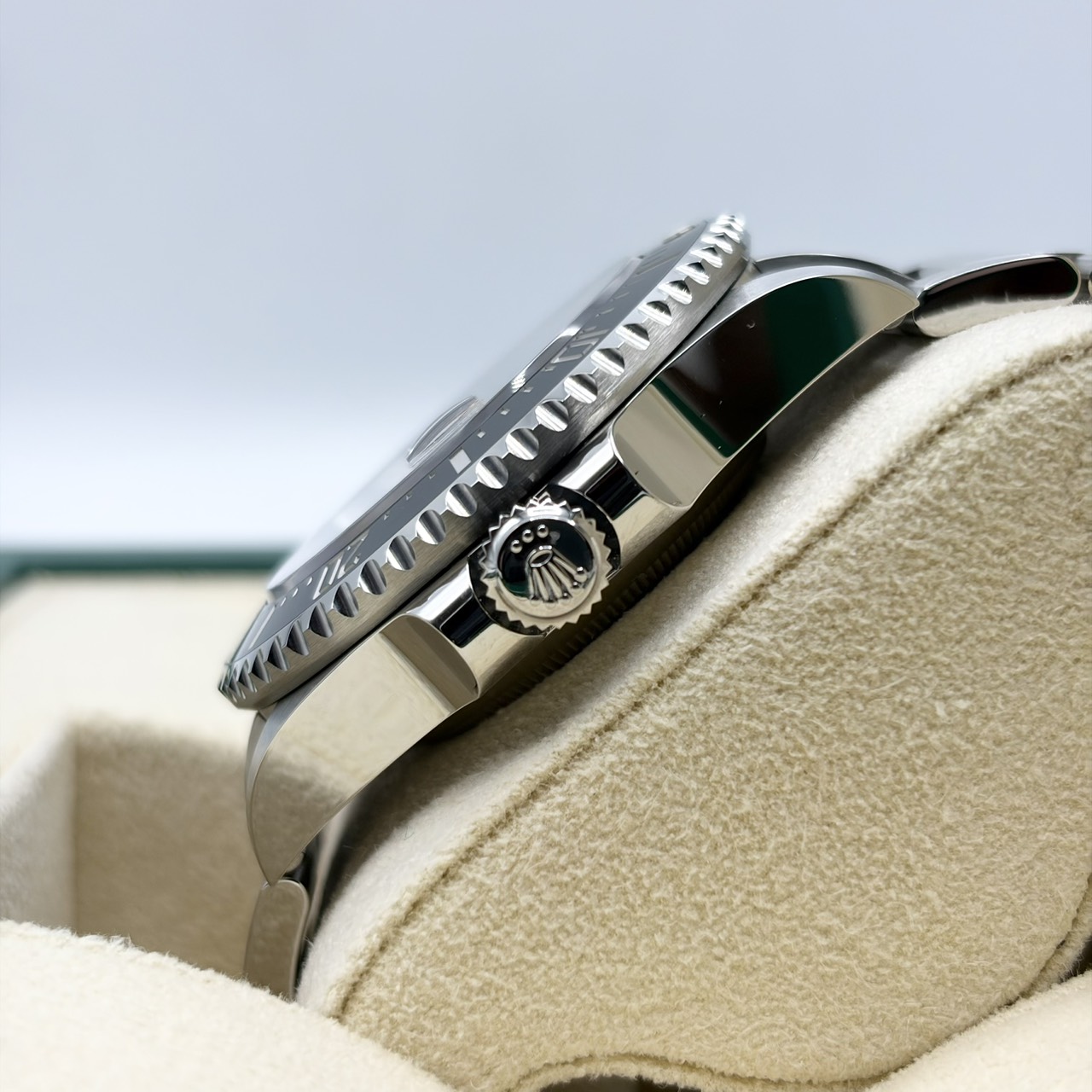 ����å��� �����ɥ����顼 126600 �֥�å� ���ƥ�쥹�������� 43mm