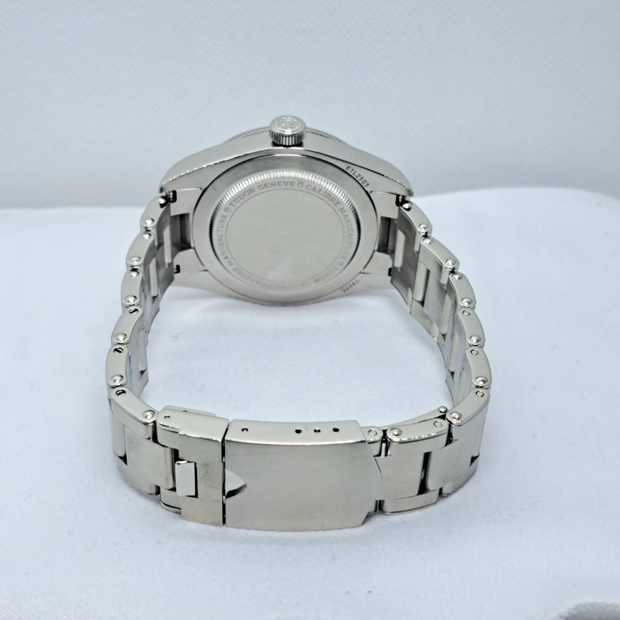 ���塼����(���塼�ɥ�)���ե��եƥ��������� �֥�å��٥� 79030B