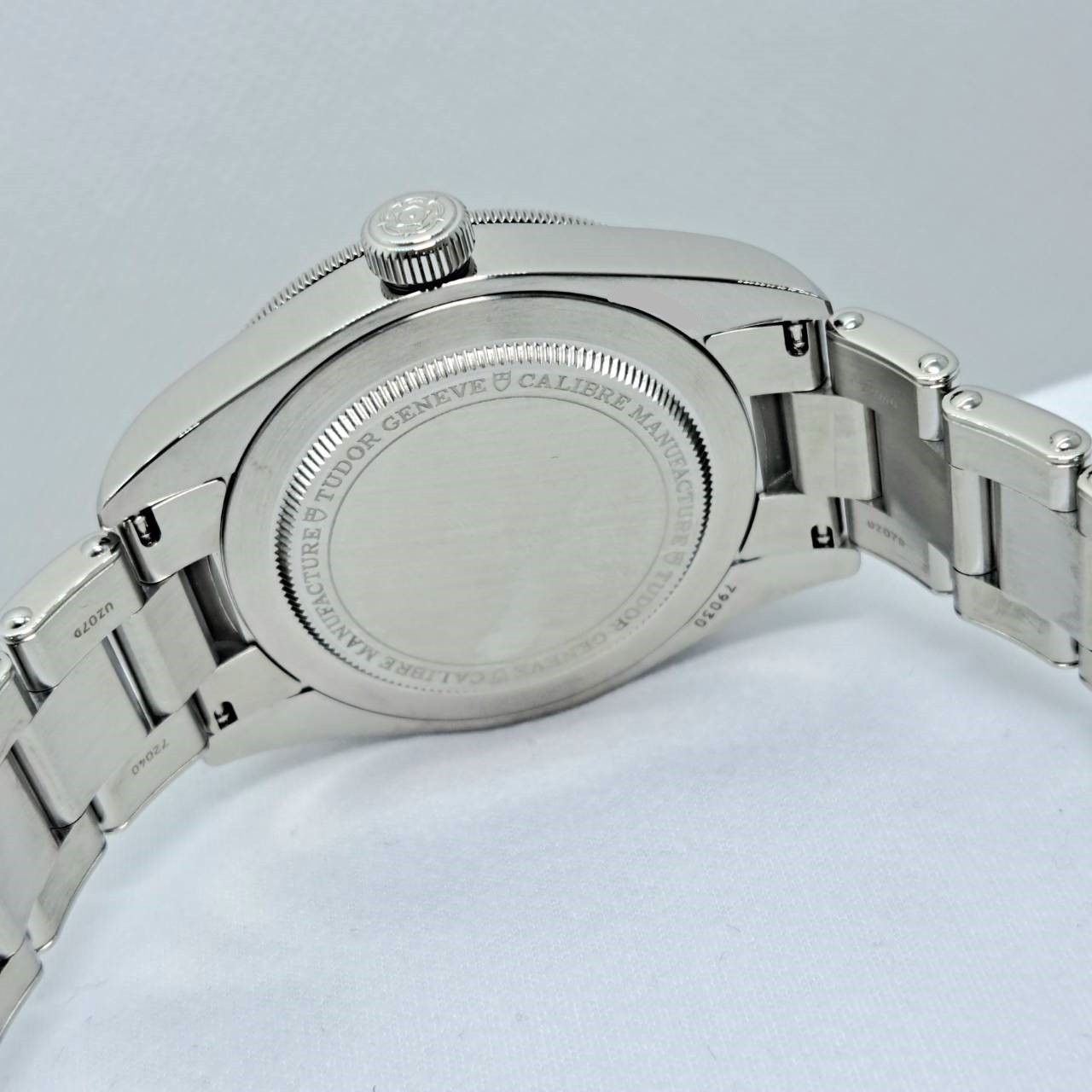 ���塼����(���塼�ɥ�)���ե��եƥ��������� �֥�å��٥� 79030B