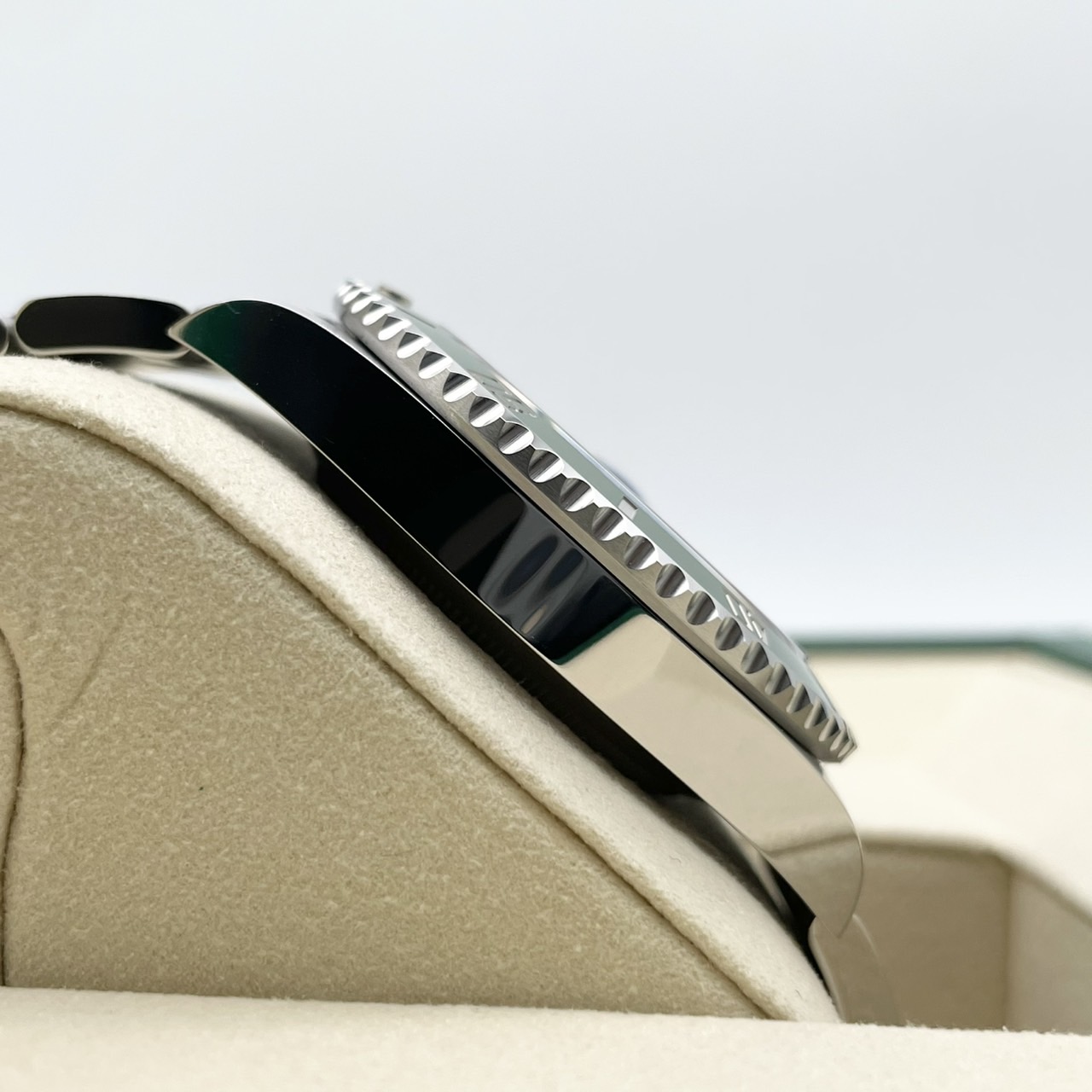 2025年6月ギャラ！】ロレックス サブマリーナ デイト 126610LV