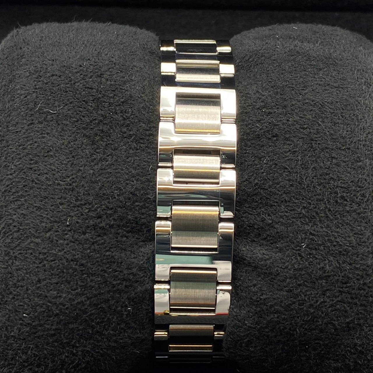 ����ƥ��� �Х���֥롼�ǥ���ƥ��� W4BB0028