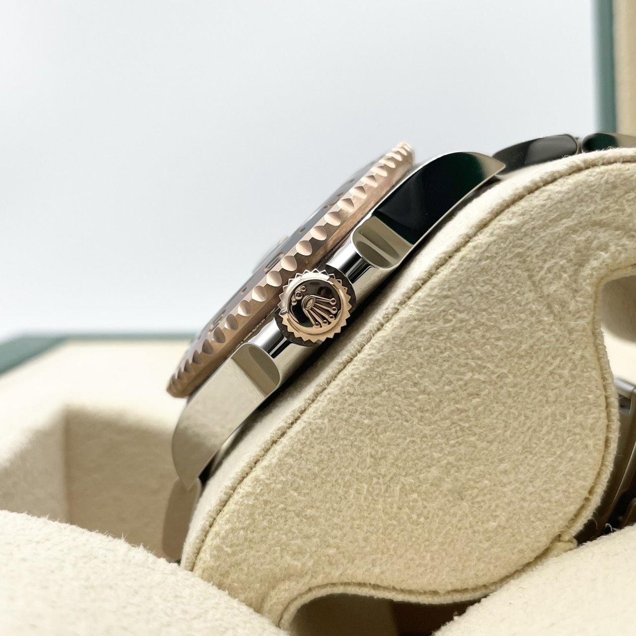 ����å��� GMT�ޥ�����II 126711CHNR �֥�å� 40mm