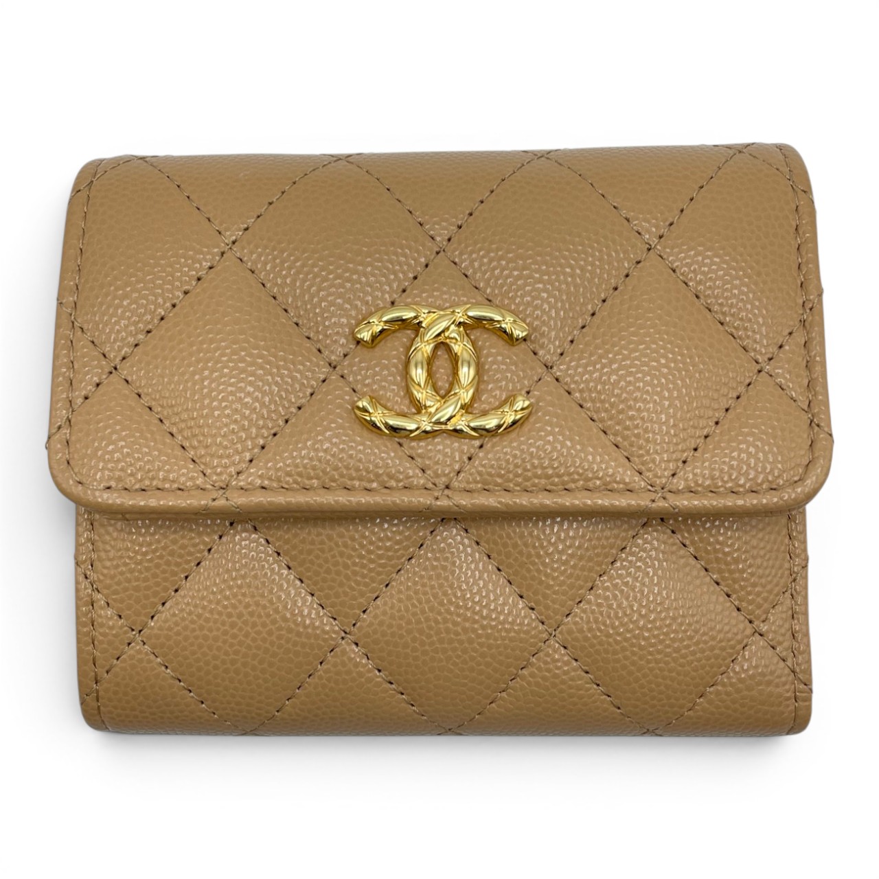 シャネル(CHANEL) 中古 財布 | 通販・人気ランキング - 価格.com