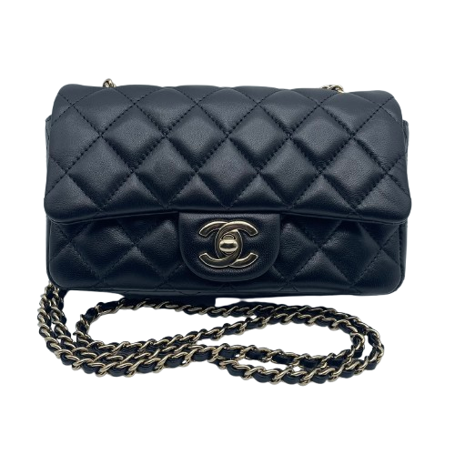 美品【CHANEL】ブラック ラムスキン ロゴ ミニフラップ バッグ シャネル ミニフラップ W18 ブラック ラムスキン ゴールド金具